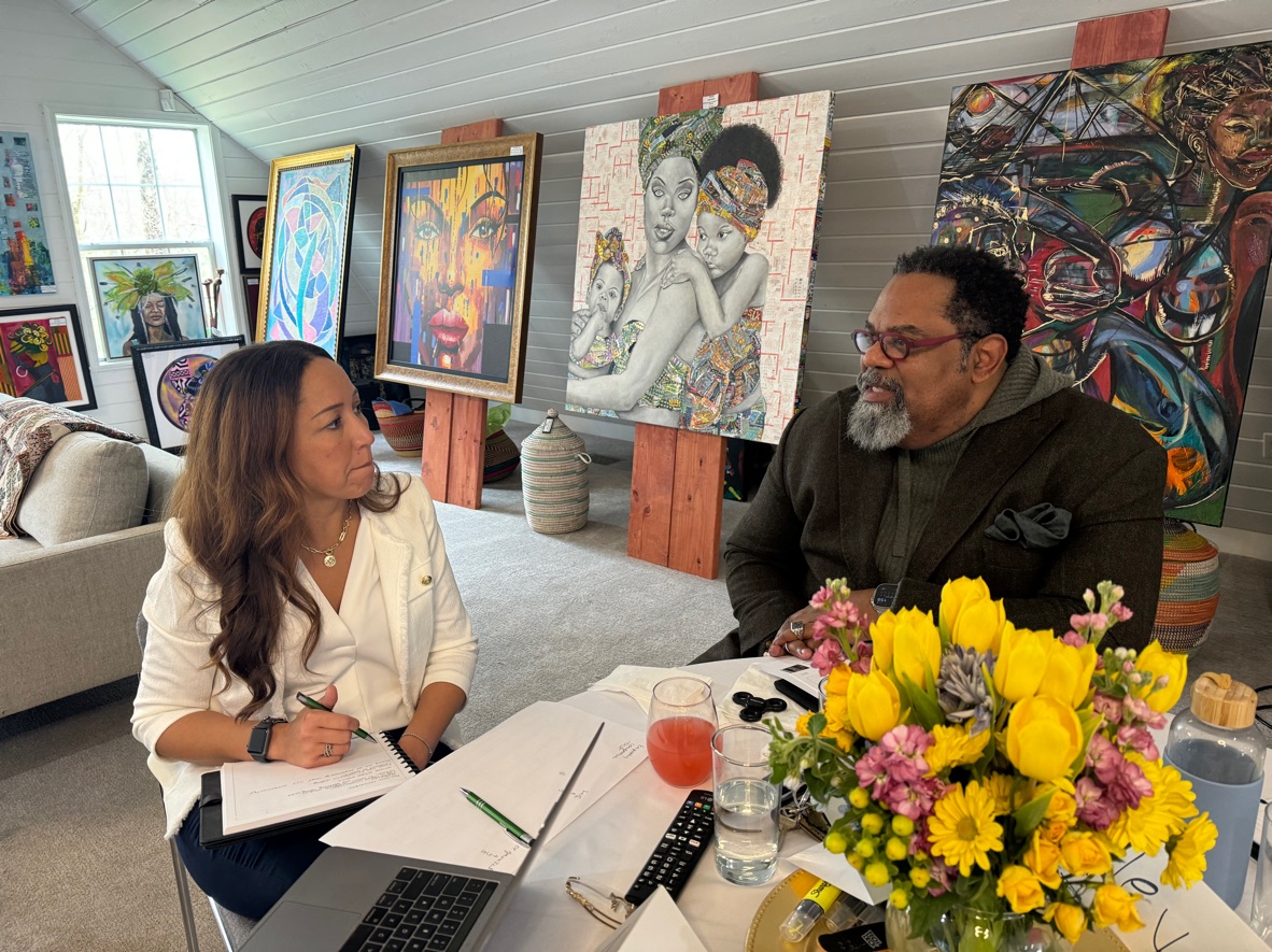 Two cohort participants talking at Wellspring Manor during the Spring 2024 Cohort of EASI.